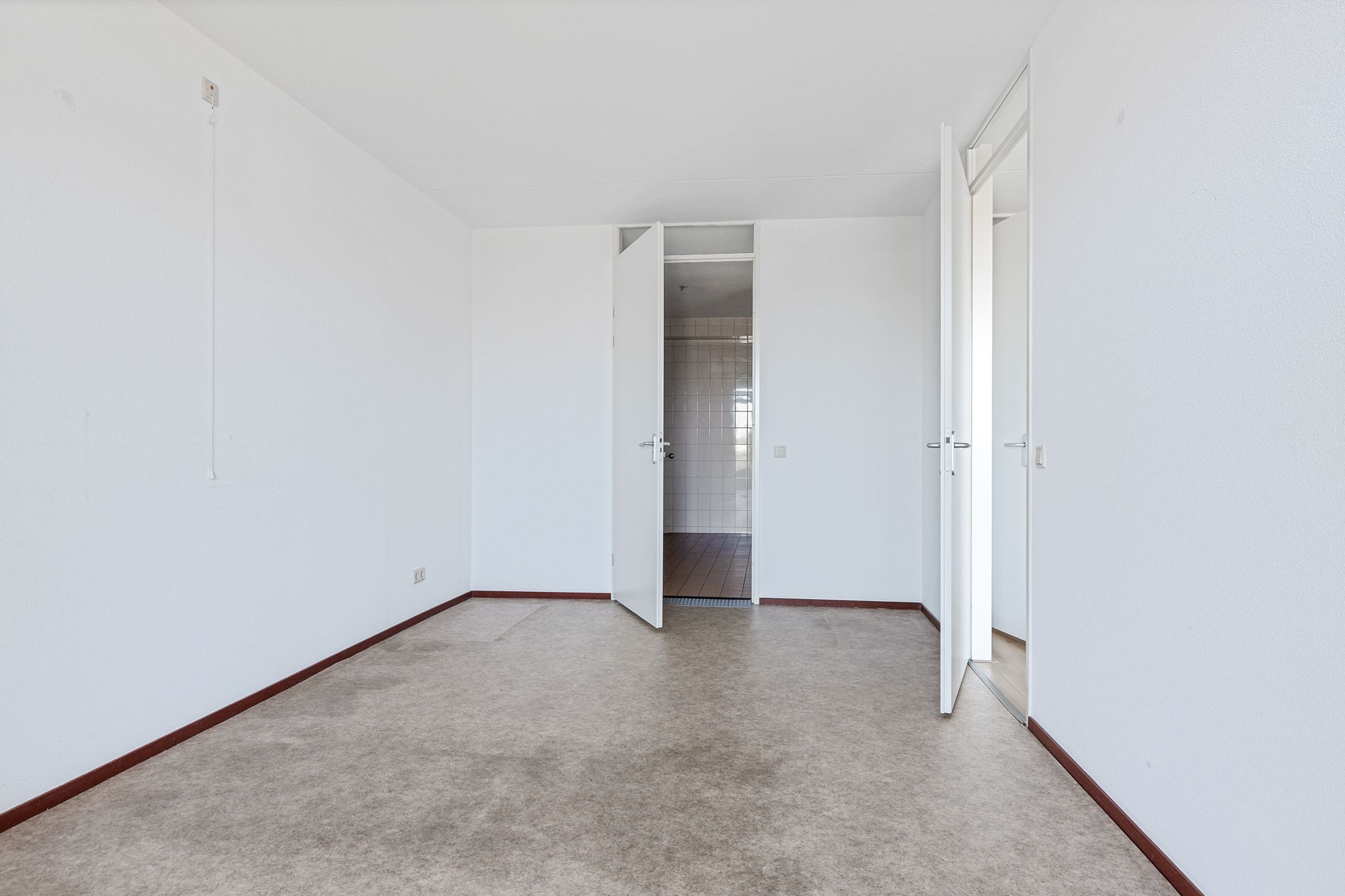 Photo 36 of J. Cohenstraat 11-B