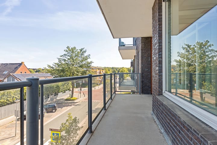 Foto 41 van J. Cohenstraat 11-B