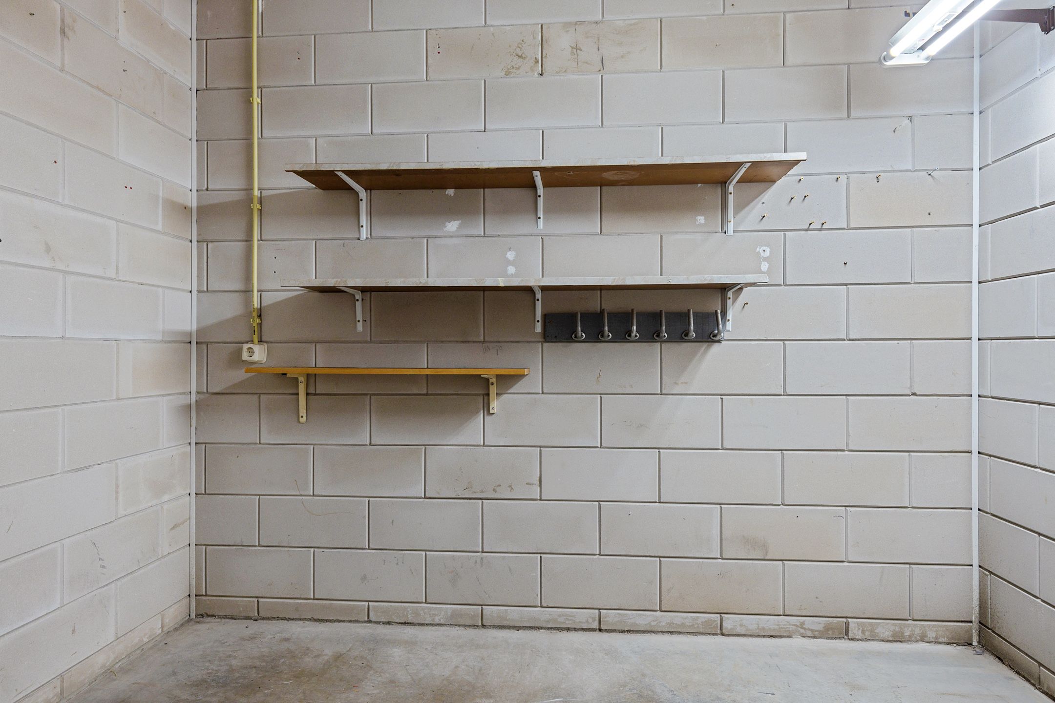 Photo 48 of J. Cohenstraat 11-B