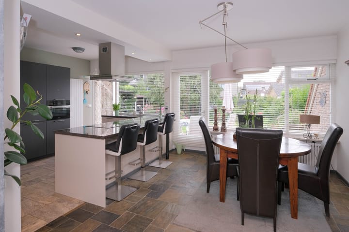 Photo 7 of Schumannstraat 24