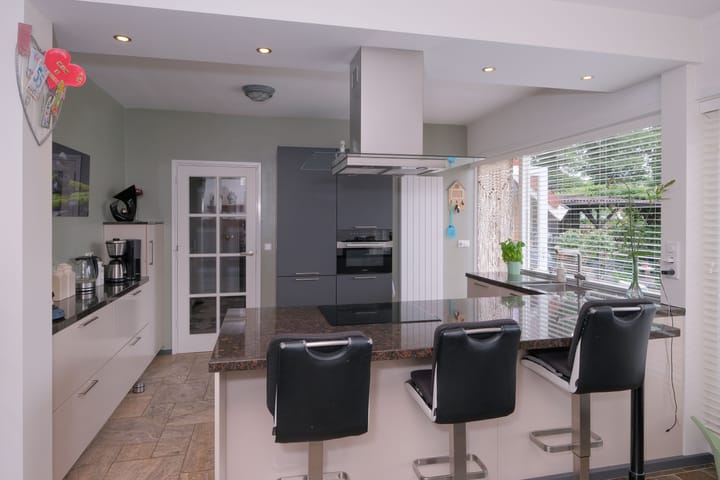 Photo 9 of Schumannstraat 24