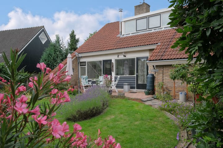 Photo 34 of Schumannstraat 24