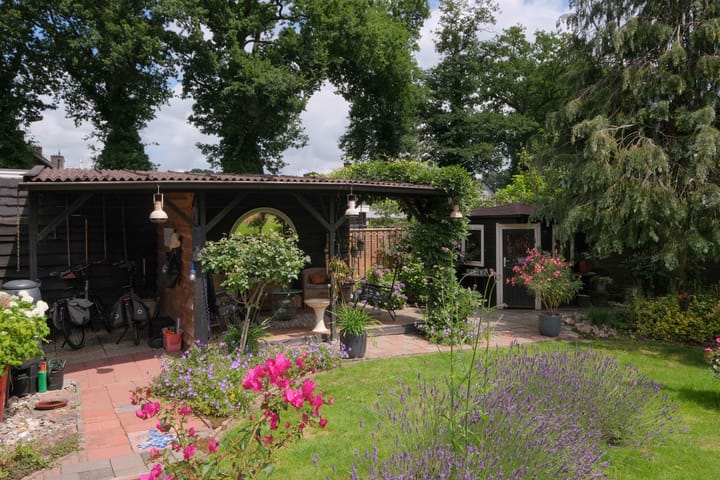 Photo 40 of Schumannstraat 24