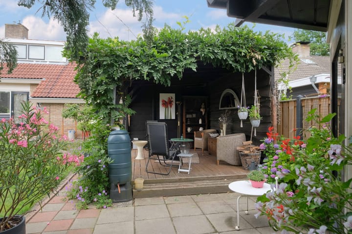 Photo 42 of Schumannstraat 24