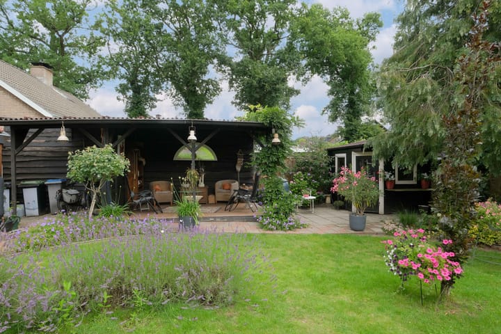 Photo 48 of Schumannstraat 24