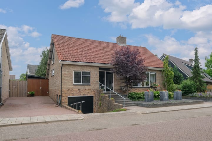 Photo 53 of Schumannstraat 24