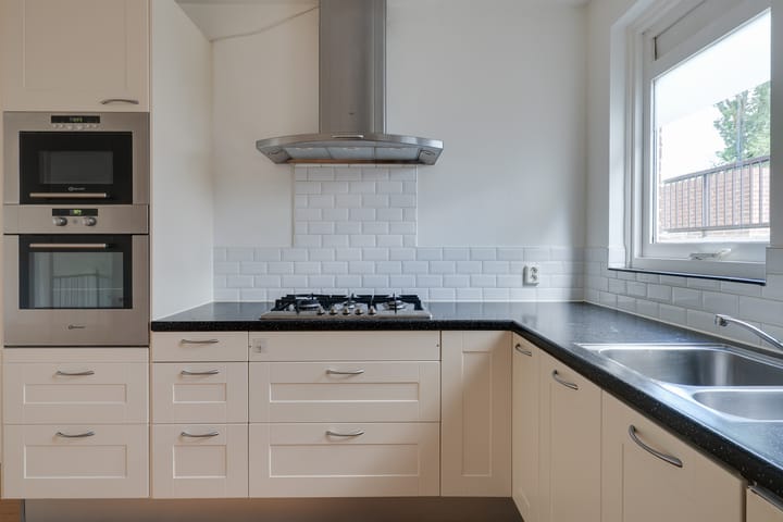 Foto 11 van Winkelwaard 13