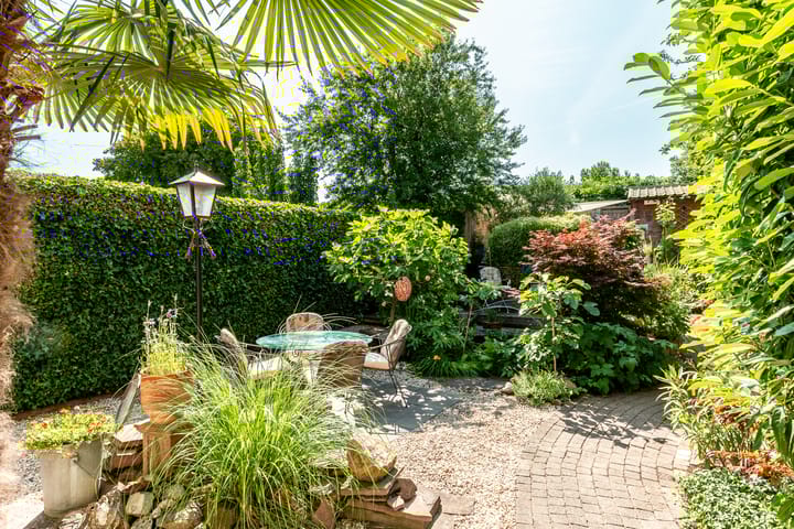 Foto 23 van Madernastraat 5