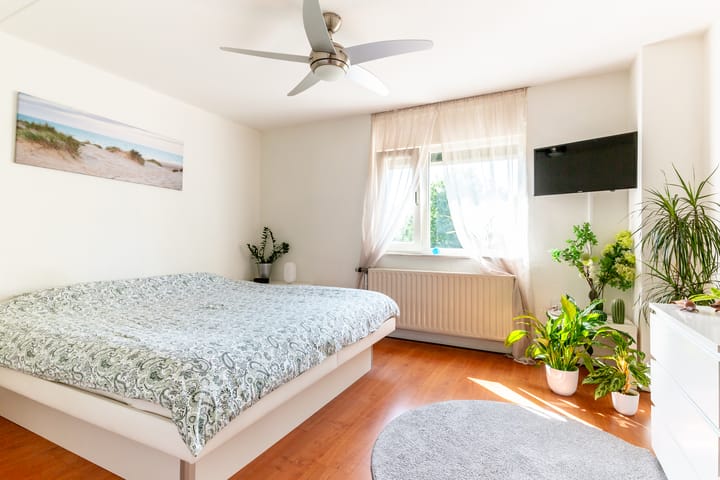 Foto 29 van Madernastraat 5