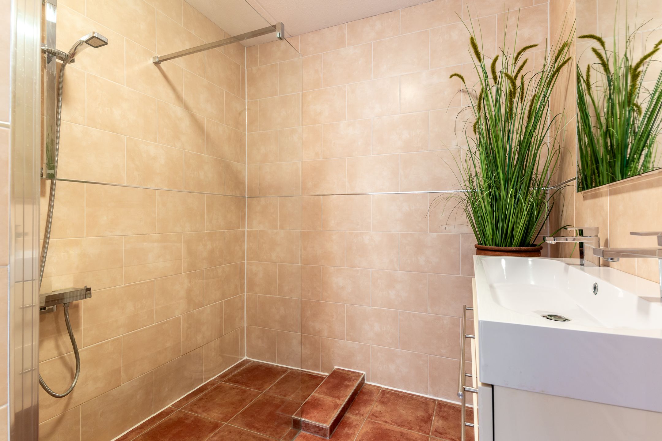 Photo 33 of Madernastraat 5