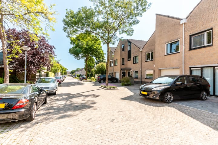 Foto 45 van Madernastraat 5