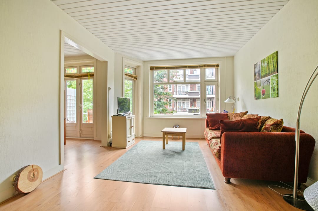 Photo 2 of Baetostraat 10-1