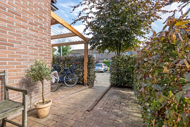 Foto 8 van Oostercluft 420