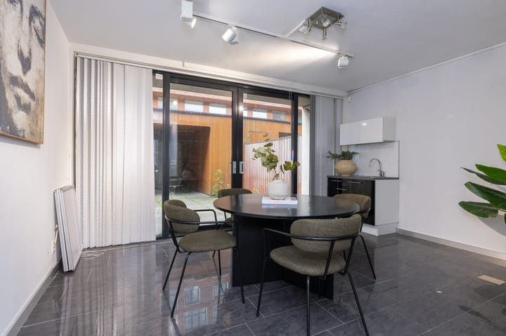 Foto 6 van Claus van Amsbergstraat 60