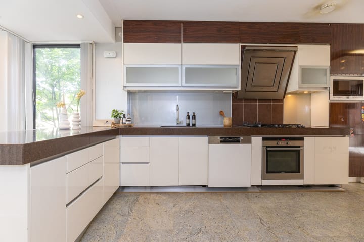 Foto 18 van Claus van Amsbergstraat 60