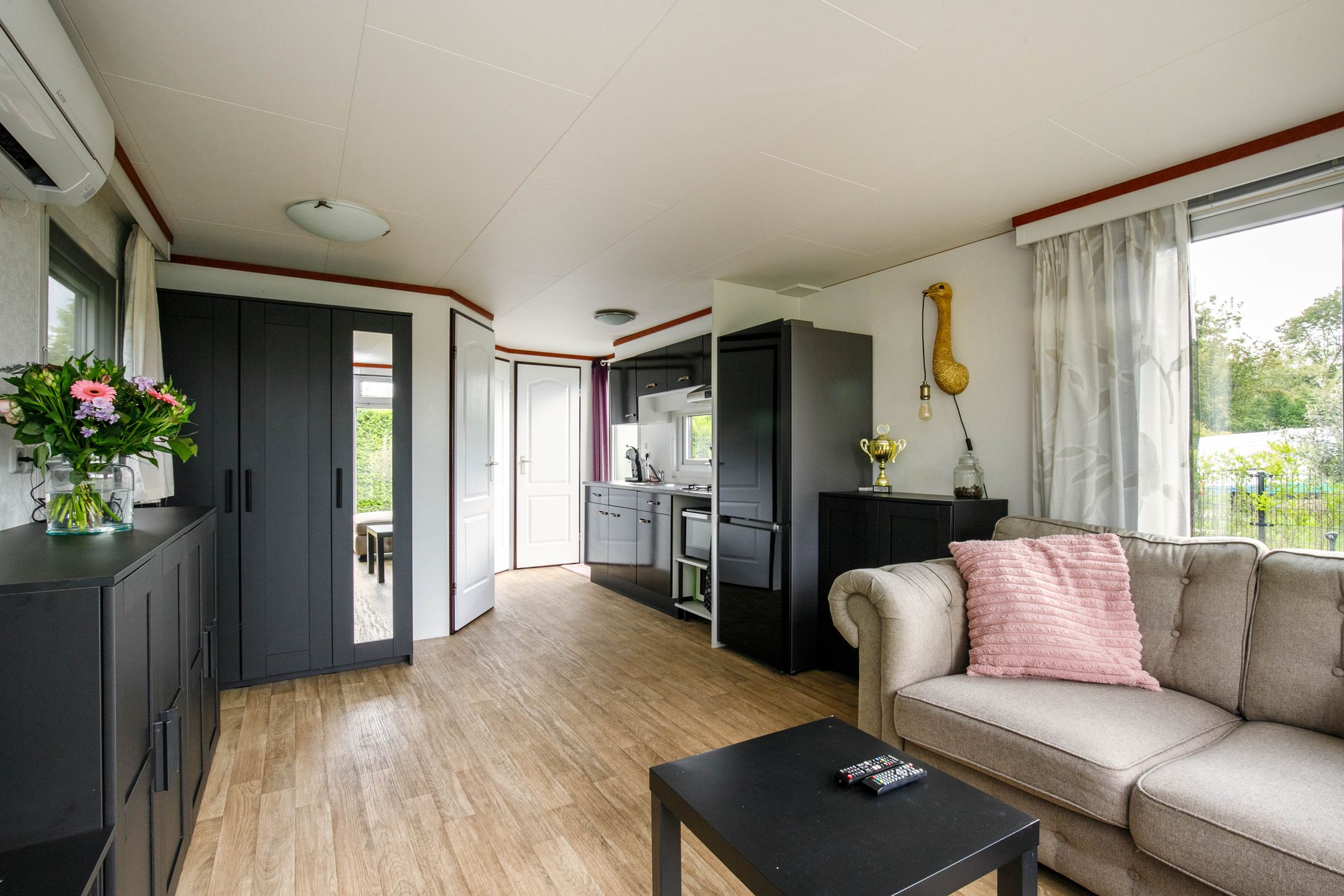 Foto 6 van Klein Hitland 99