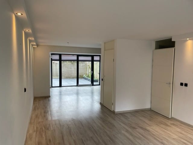 Photo 3 of Lombokstraat 61