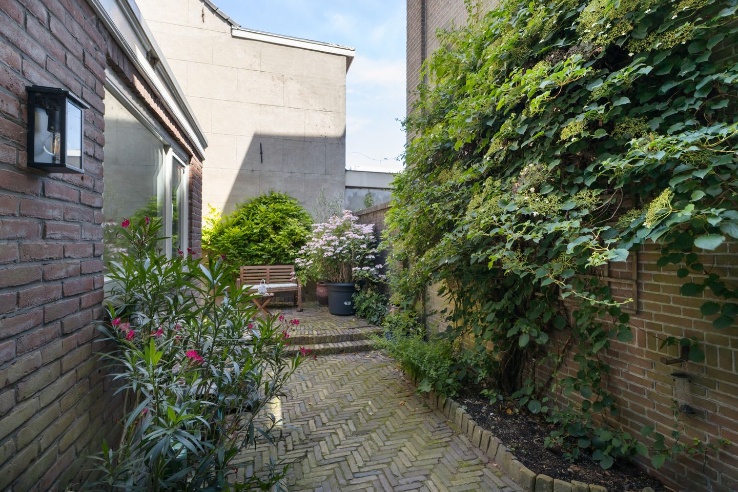 Photo 29 of Kloosterstraat 12