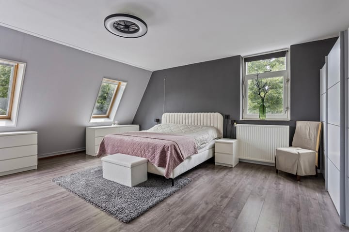 Foto 3 van Roserije 245-D