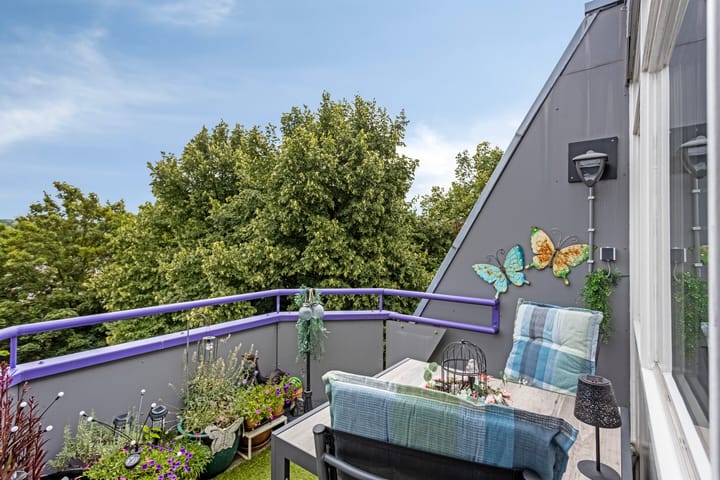 Photo 26 of Roserije 245-D