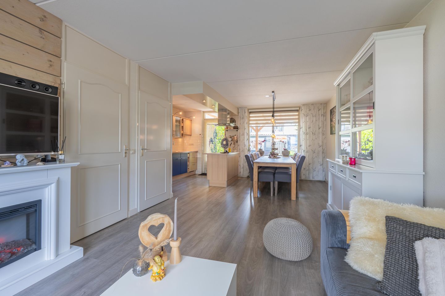 Foto 10 van F.J. Ebbensstraat 45