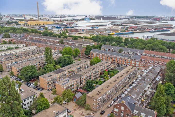 Photo 18 of Deensestraat 54-B