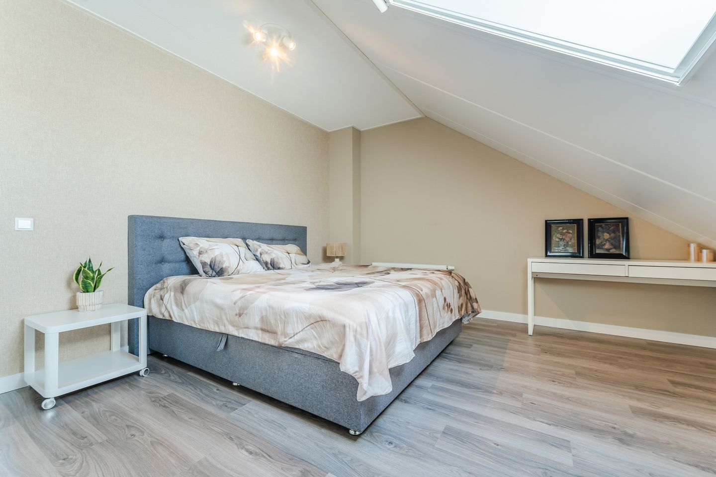 Foto 25 van Langetaam 5-B