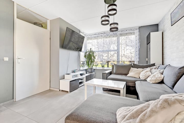 Photo 4 of Beemdkroon 80