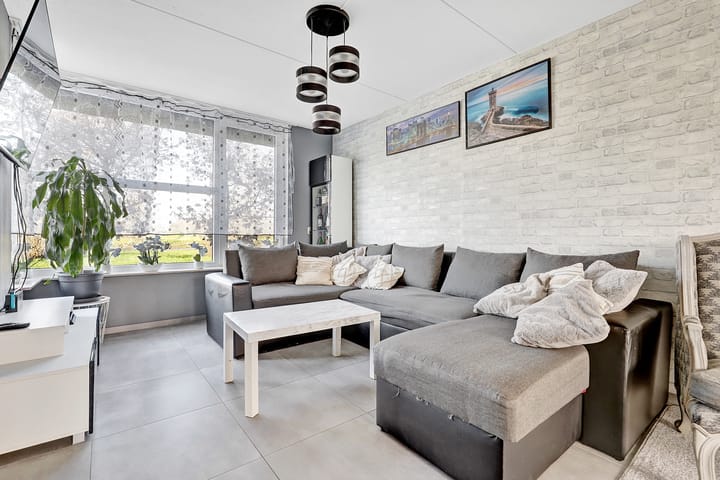 Photo 2 of Beemdkroon 80