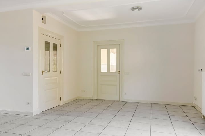 Photo 9 of Dovenetel 10