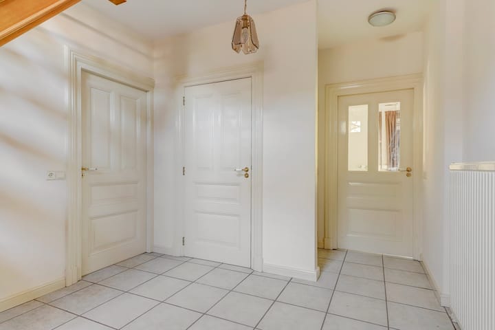 Photo 5 of Dovenetel 10