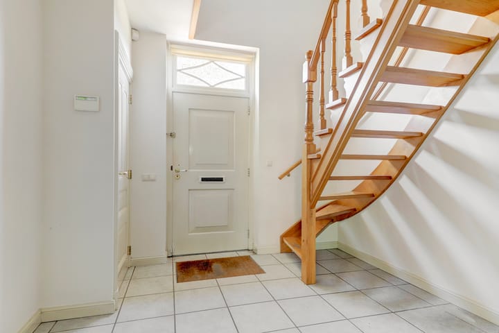 Photo 16 of Dovenetel 10