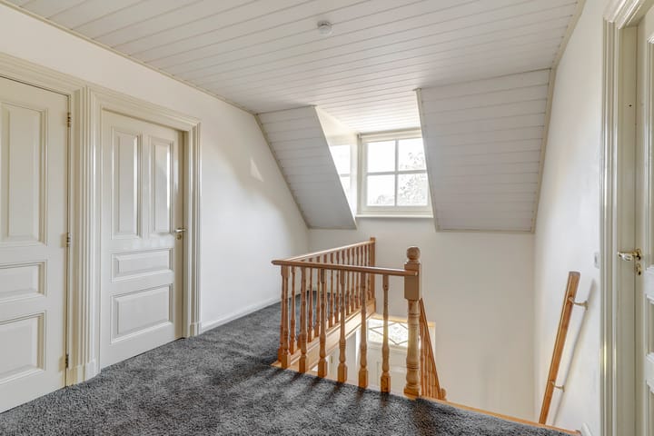 Photo 17 of Dovenetel 10