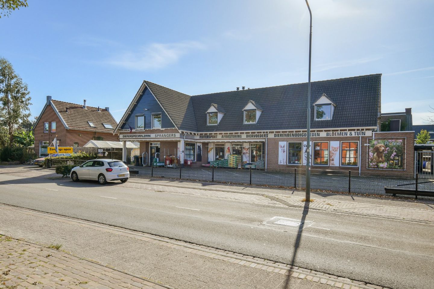 Bekijk foto 3 van Bredaseweg 33