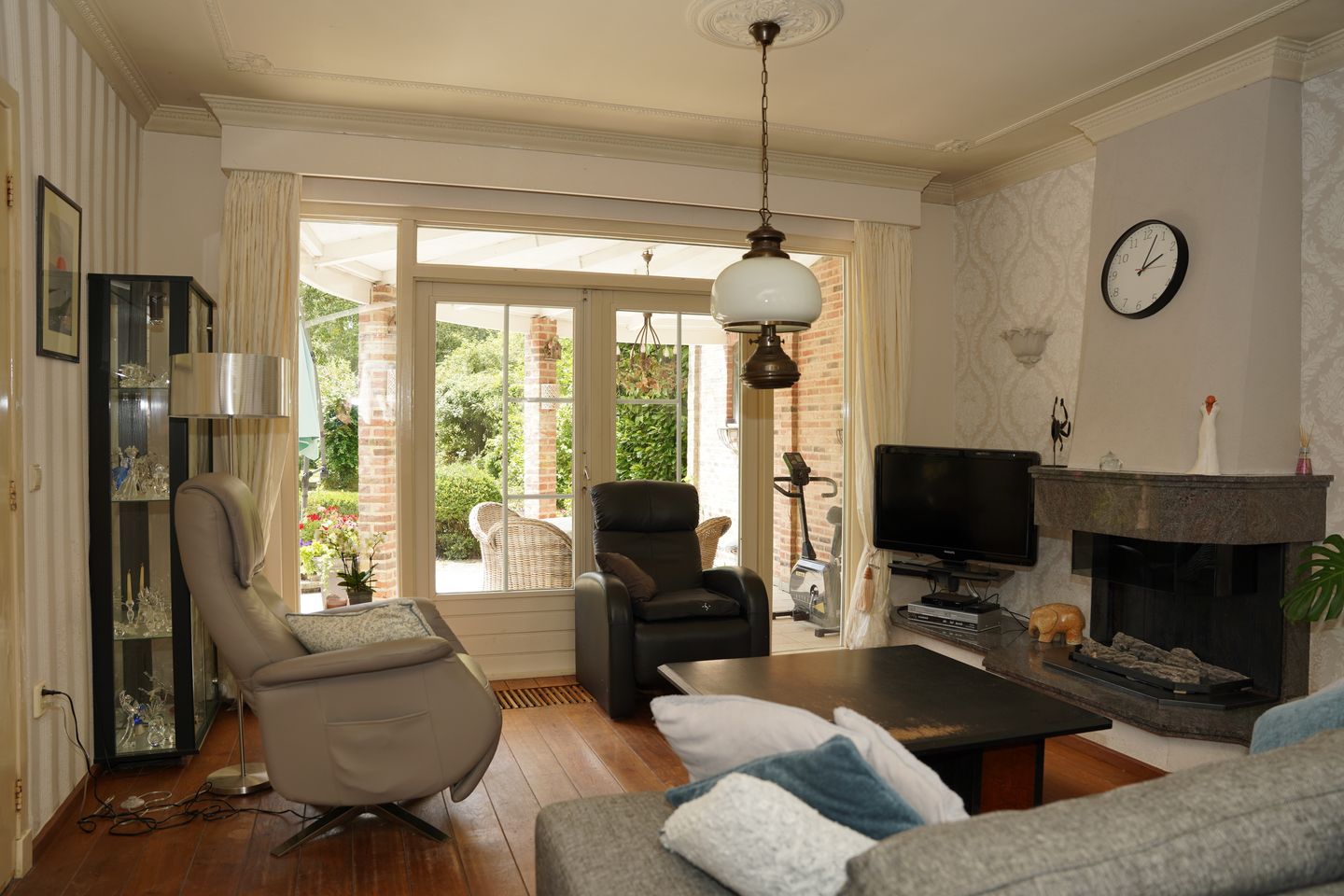 Photo 5 of Oostburgsestraat 16