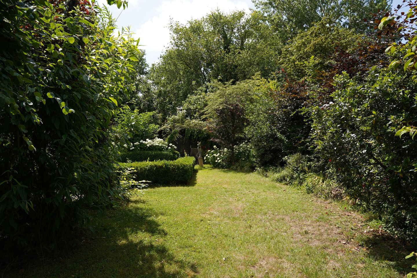 Photo 40 of Oostburgsestraat 16