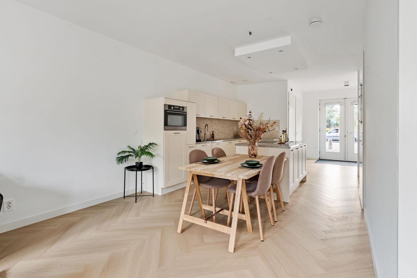 Foto 1 van Bernadottelaan 211