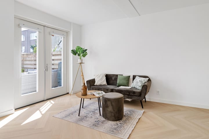 Foto 24 van Bernadottelaan 211