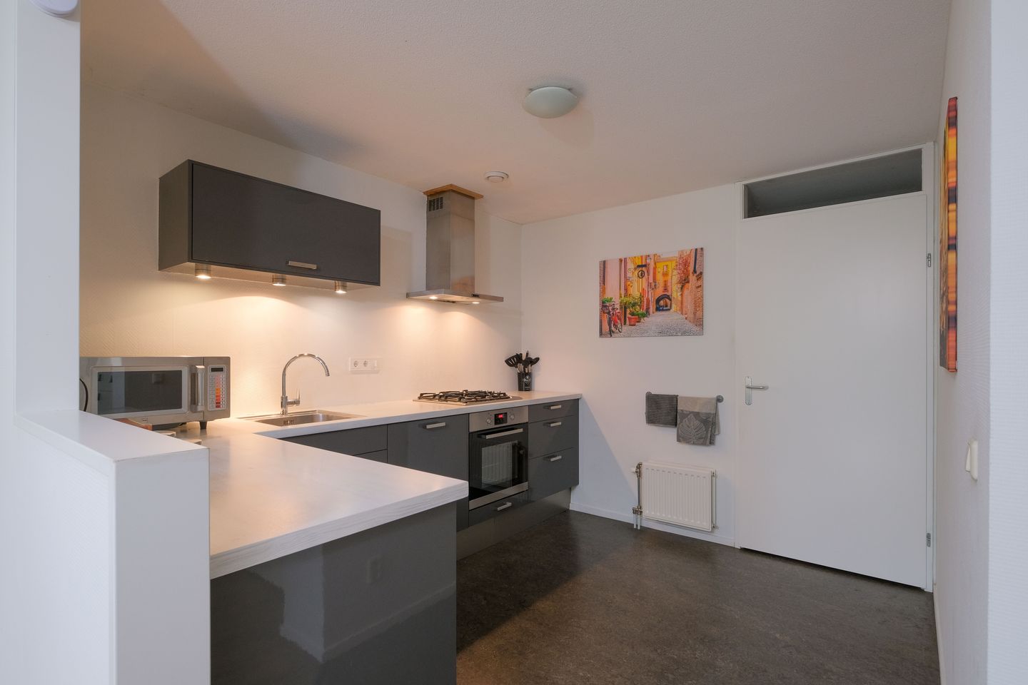 Photo 10 of Jan van Elburgstraat 41
