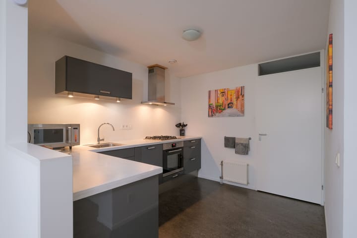 Foto 10 van Jan van Elburgstraat 41