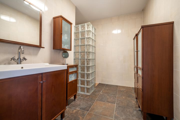 Photo 23 of Johan Hofmanstraat 140