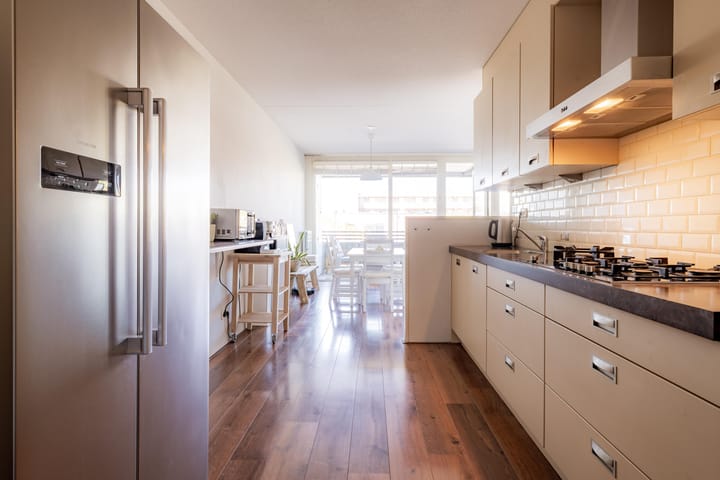 Photo 16 of Johan Hofmanstraat 140