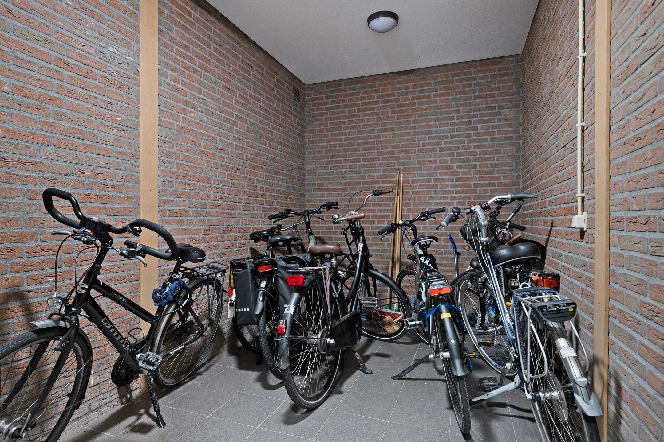 Foto 21 van van Noremborghstraat 90-A