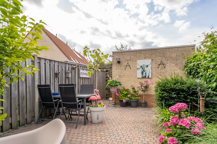 Foto 23 van Florrie Rodrigostraat 31