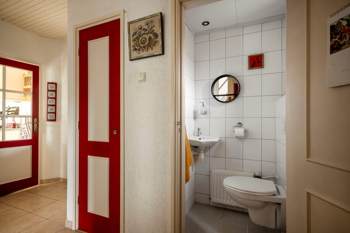 Photo 23 of Titus Brandsmastraat 10