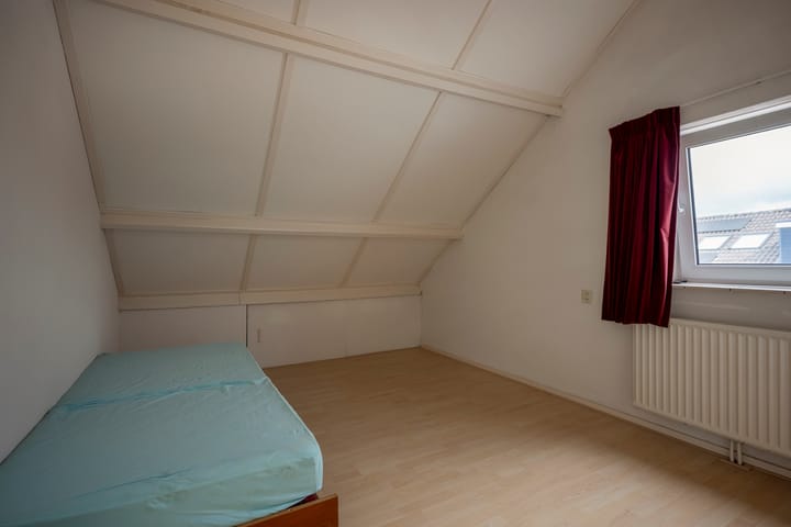 Photo 35 of Titus Brandsmastraat 10