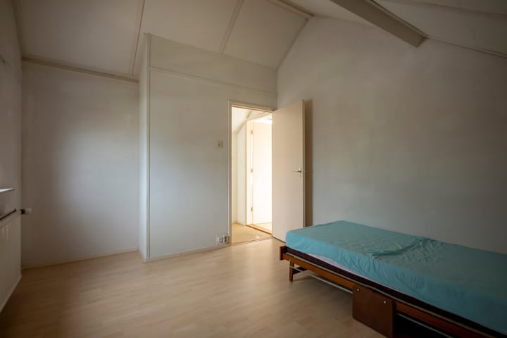 Photo 36 of Titus Brandsmastraat 10