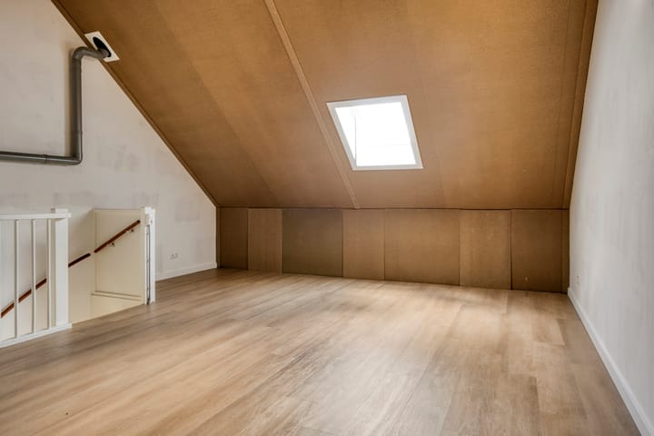 Foto 22 van Silenus 118