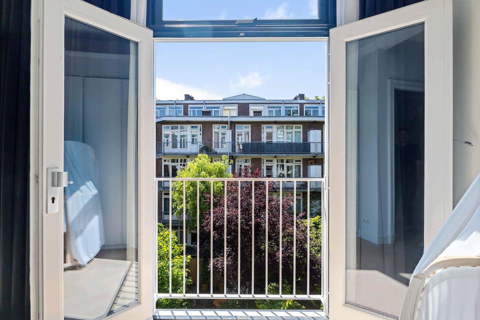 Foto 27 van Admiraal De Ruijterweg 281-2