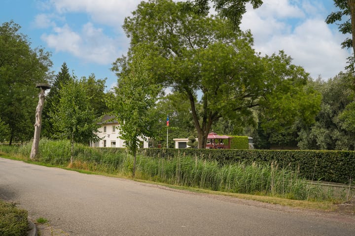 Foto 40 van Marten van Rossemsingel 98